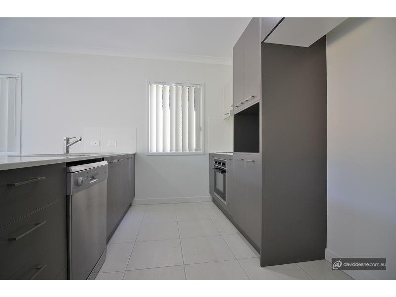 1/3 Joseph Street, Margate QLD 4019