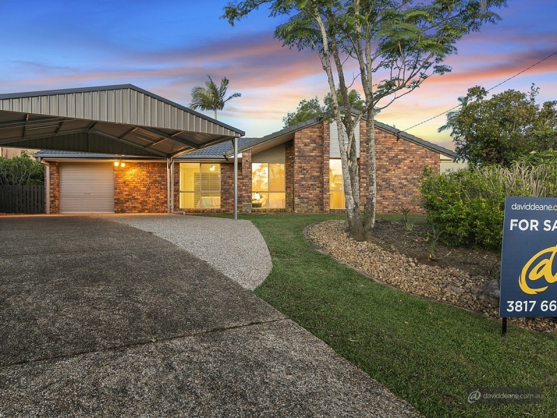 13 Ravenscraig Court, Kallangur QLD 4503