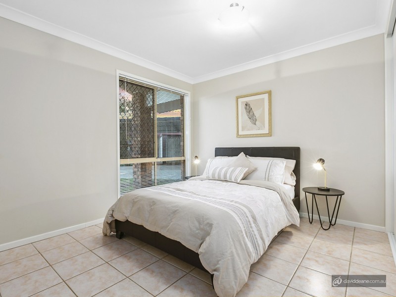 13 Ravenscraig Court, Kallangur QLD 4503