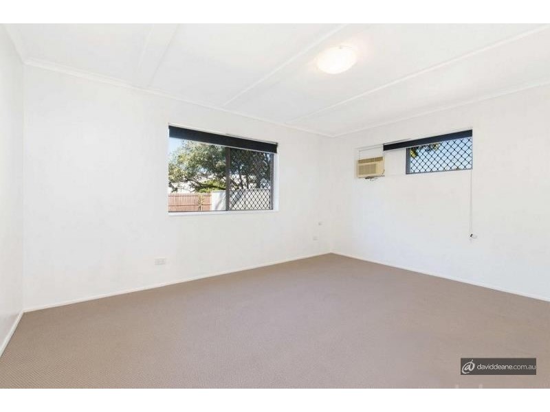 28 Learmonth Street, Strathpine QLD 4500