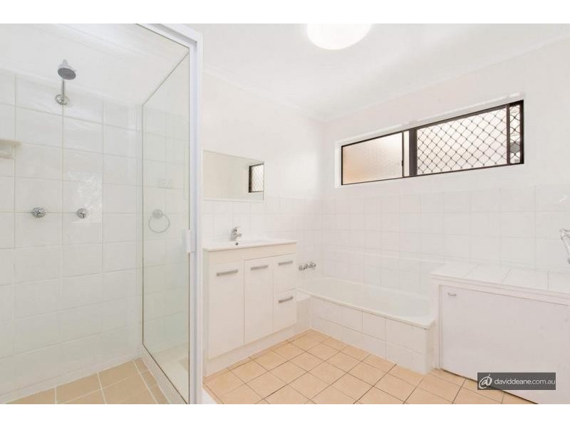 28 Learmonth Street, Strathpine QLD 4500