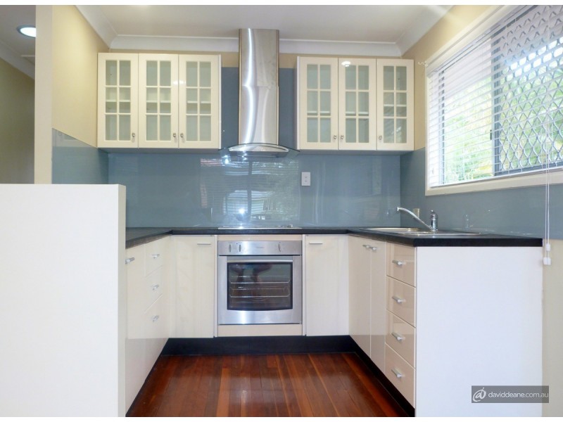 17 Lancaster Street, Strathpine QLD 4500