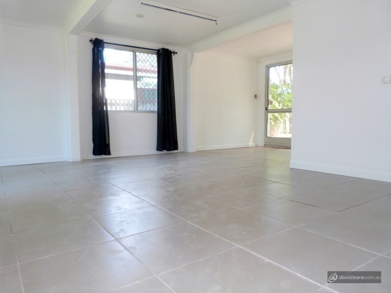 17 Lancaster Street, Strathpine QLD 4500