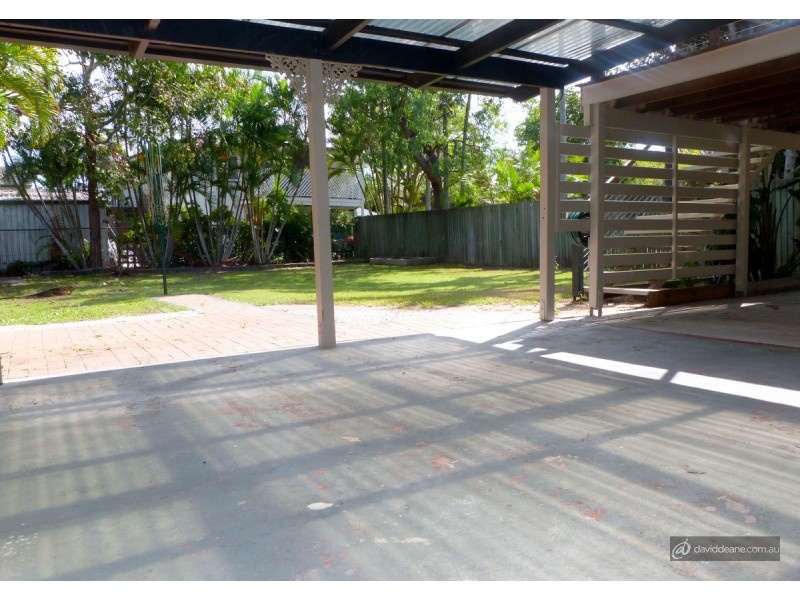 17 Lancaster Street, Strathpine QLD 4500