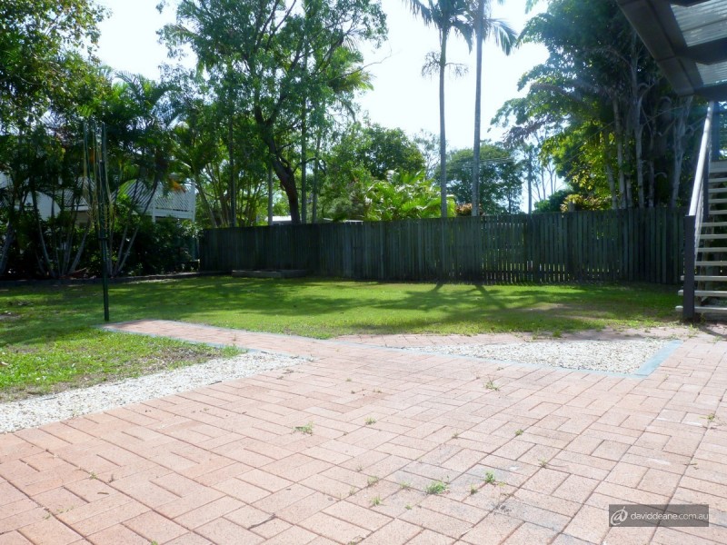17 Lancaster Street, Strathpine QLD 4500