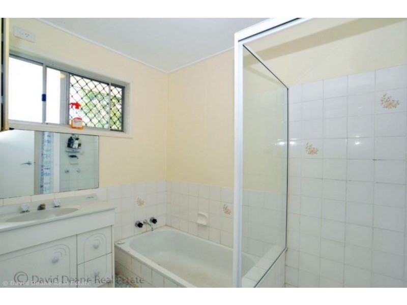 17 Nanbaree Drive, Bray Park QLD 4500