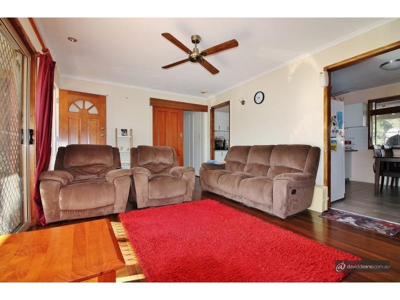 18 Lord Byron Parade, Strathpine QLD 4500