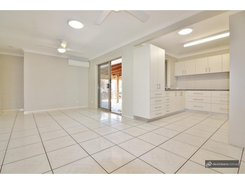 12 Verdon Court, Petrie QLD 4502