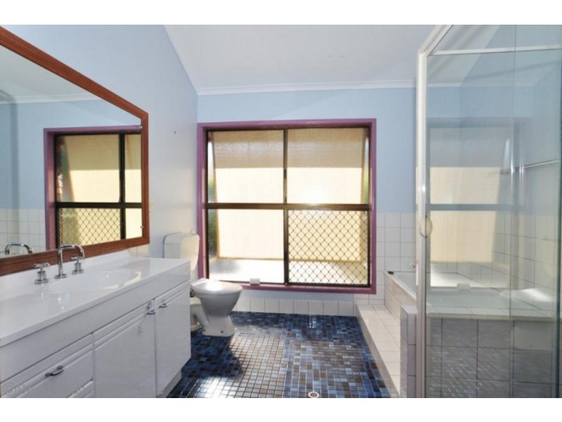 68 Durham Cres, Bray Park QLD 4500