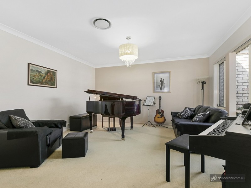 21 Meander Street, Warner QLD 4500