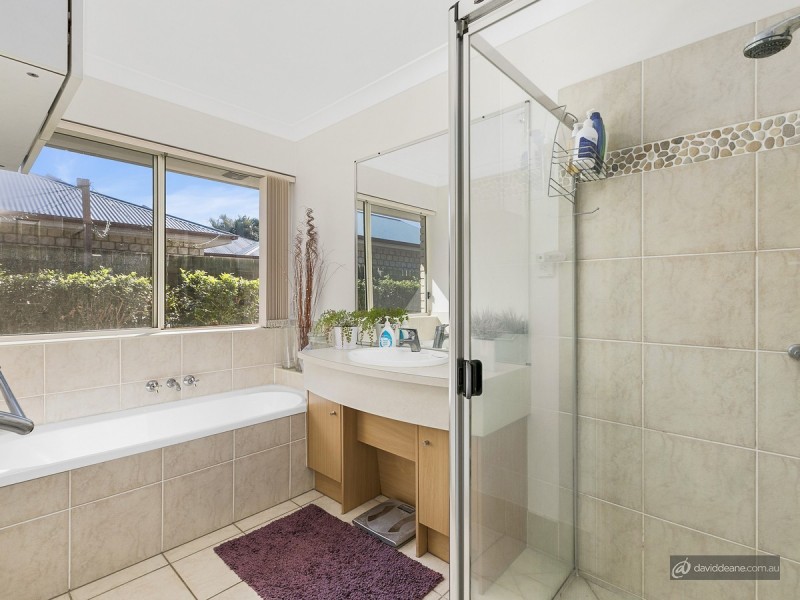 21 Meander Street, Warner QLD 4500