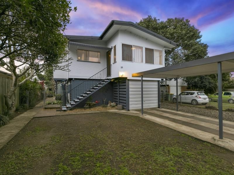 39 Sheehan Street, Kallangur QLD 4503