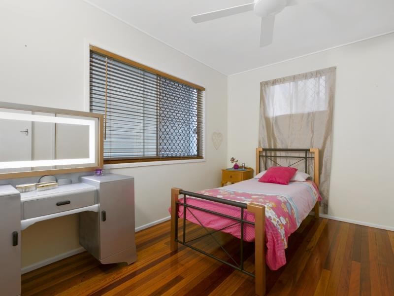 39 Sheehan Street, Kallangur QLD 4503
