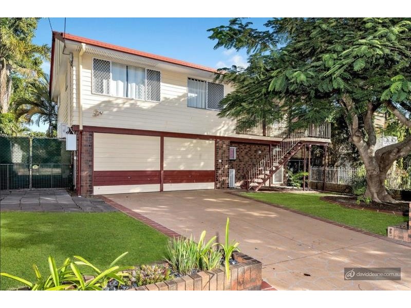 33 Porter Street, Redcliffe QLD 4020