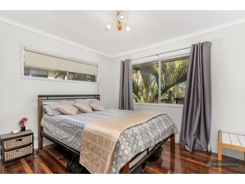 33 Porter Street, Redcliffe QLD 4020