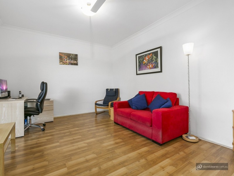 3 Tudor Close, Petrie QLD 4502