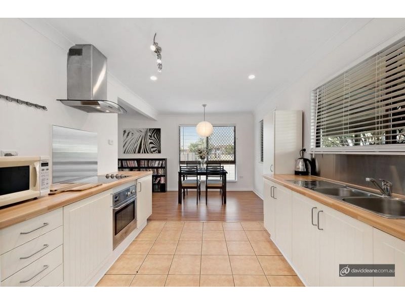 16 Lerose Avenue, Kallangur QLD 4503