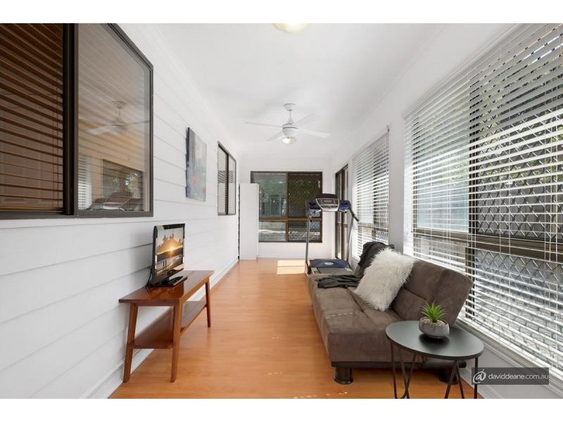 16 Lerose Avenue, Kallangur QLD 4503