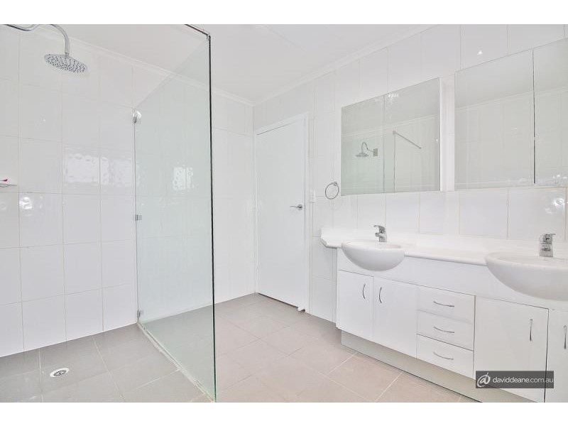 5 Edward Street, Bray Park QLD 4500