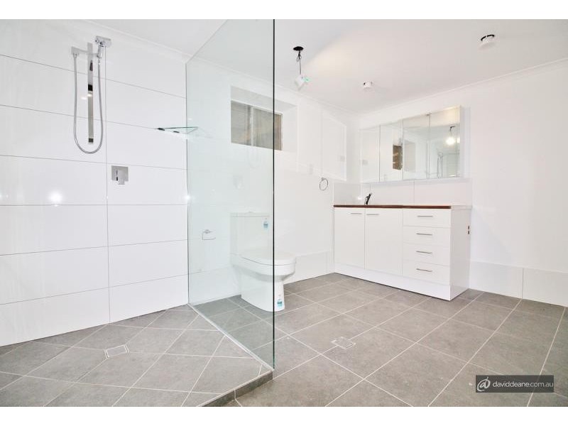 5 Edward Street, Bray Park QLD 4500