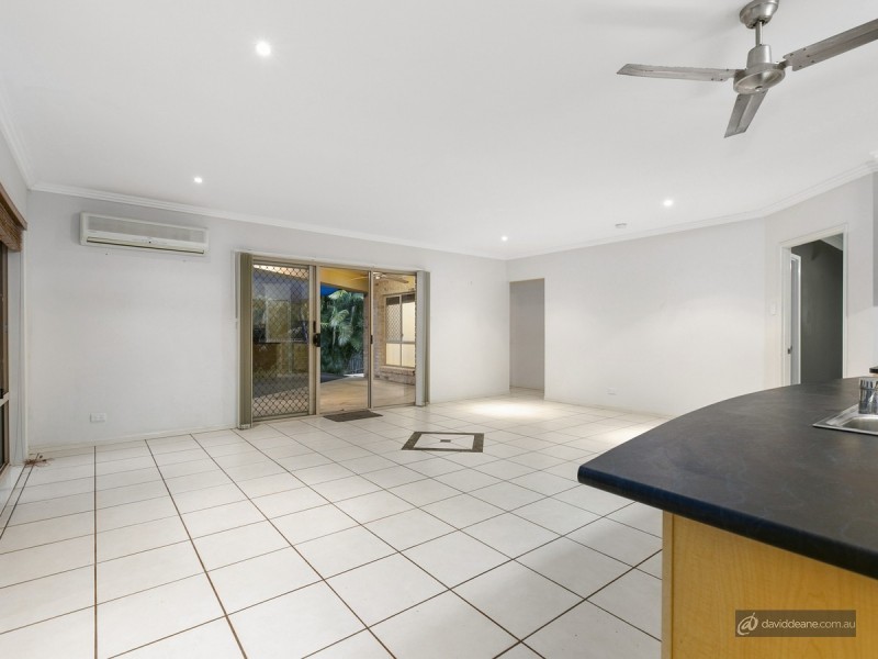 6 Lakeview Court, Joyner QLD 4500