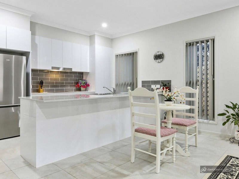 8 Riverbend Court, Lawnton QLD 4501