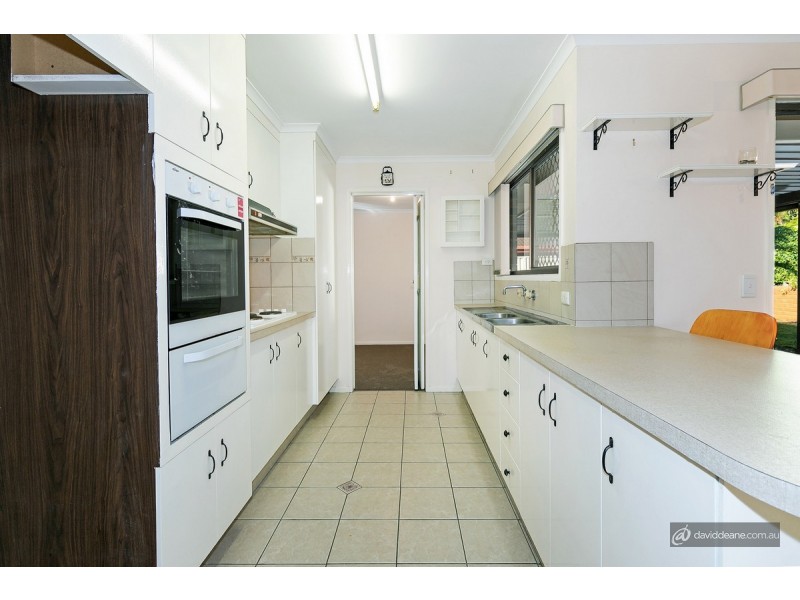 4 Kinross Street, Strathpine QLD 4500