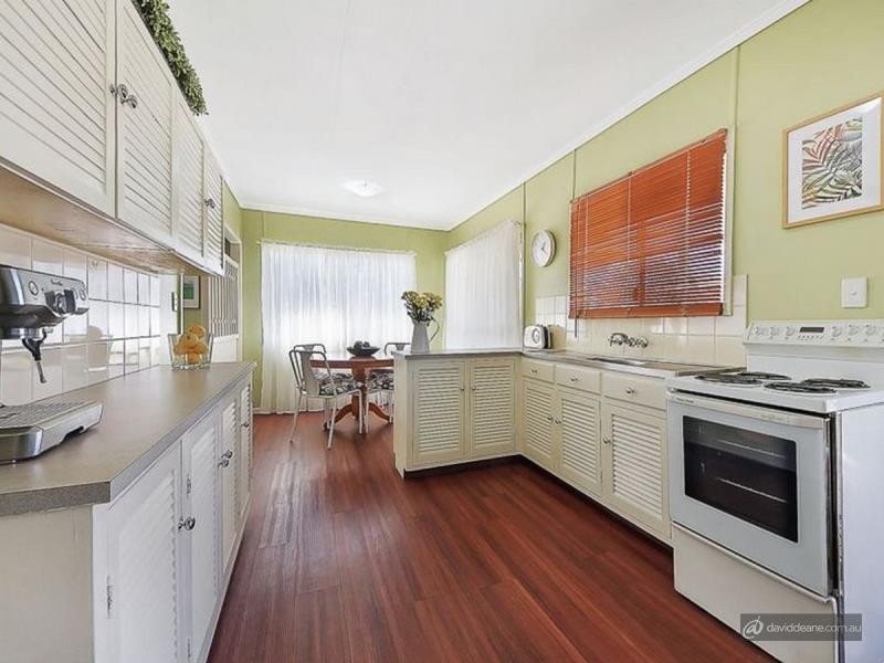 2 Rangeview Street, Strathpine QLD 4500