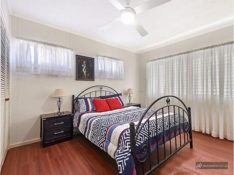 2 Rangeview Street, Strathpine QLD 4500