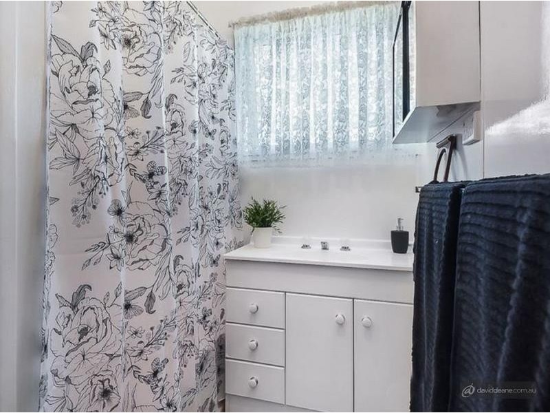 2 Rangeview Street, Strathpine QLD 4500