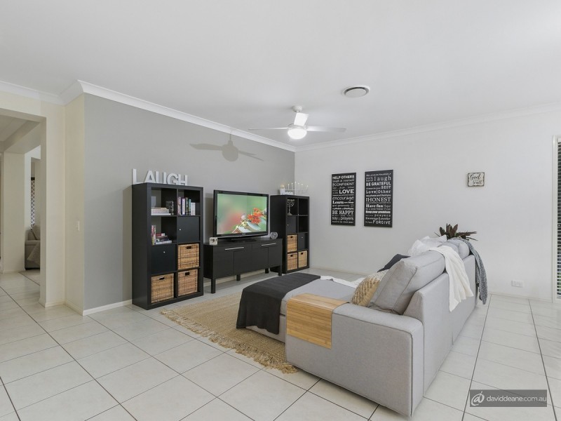 18 Avondale Road, Warner QLD 4500