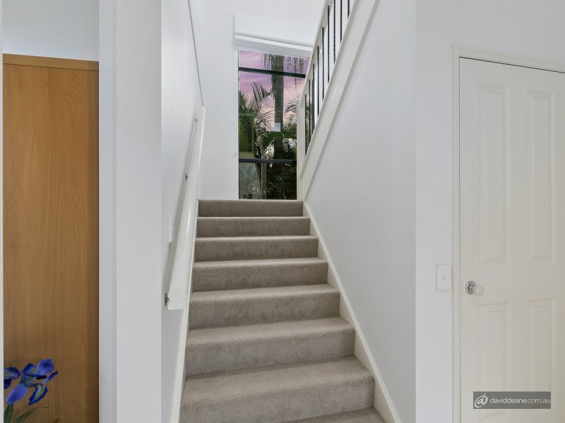 18 Avondale Road, Warner QLD 4500