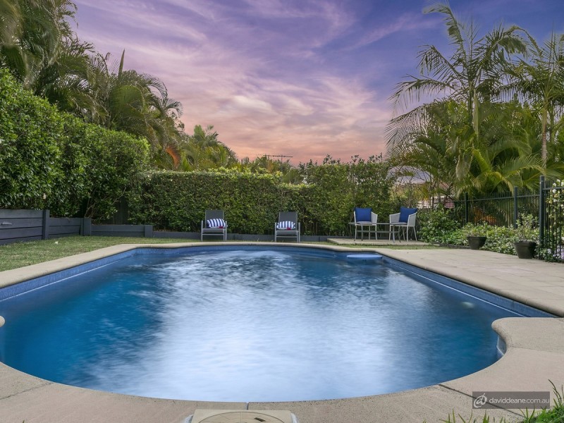 18 Avondale Road, Warner QLD 4500