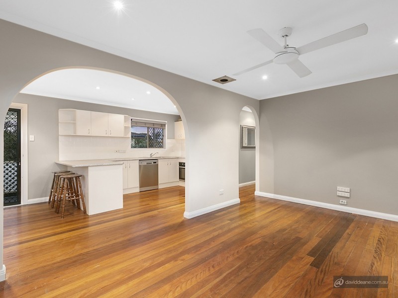 369 Leitchs Road, Strathpine QLD 4500