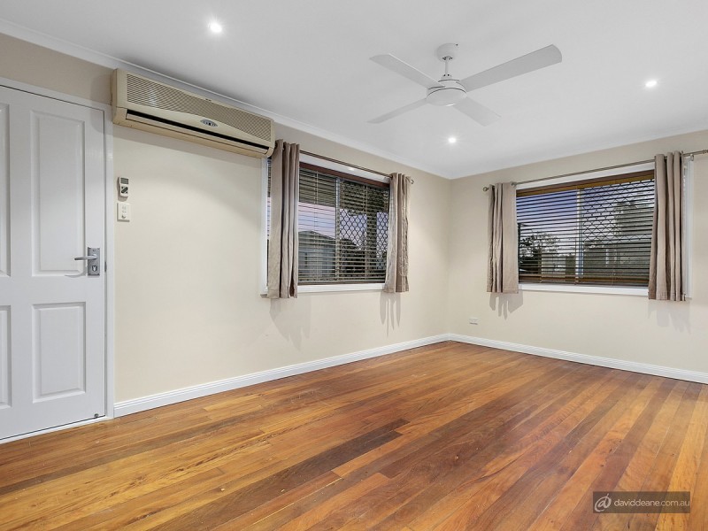 369 Leitchs Road, Strathpine QLD 4500