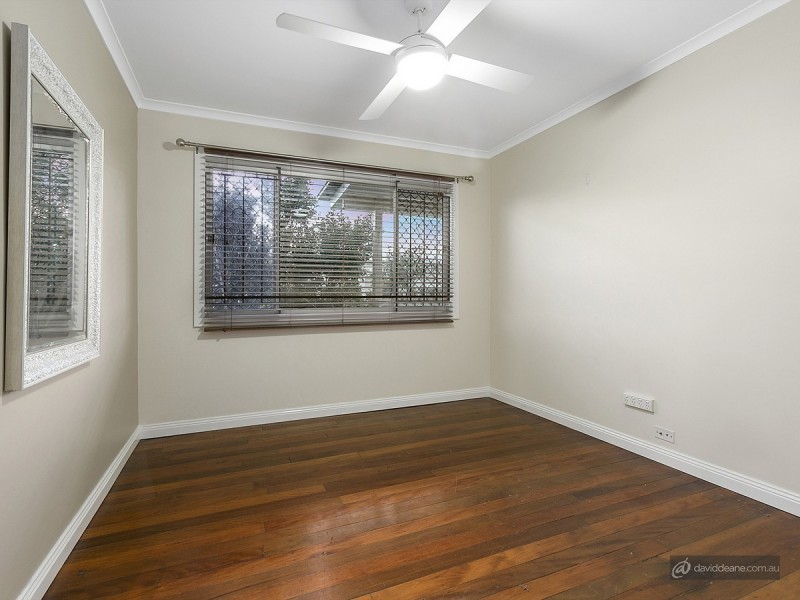 369 Leitchs Road, Strathpine QLD 4500