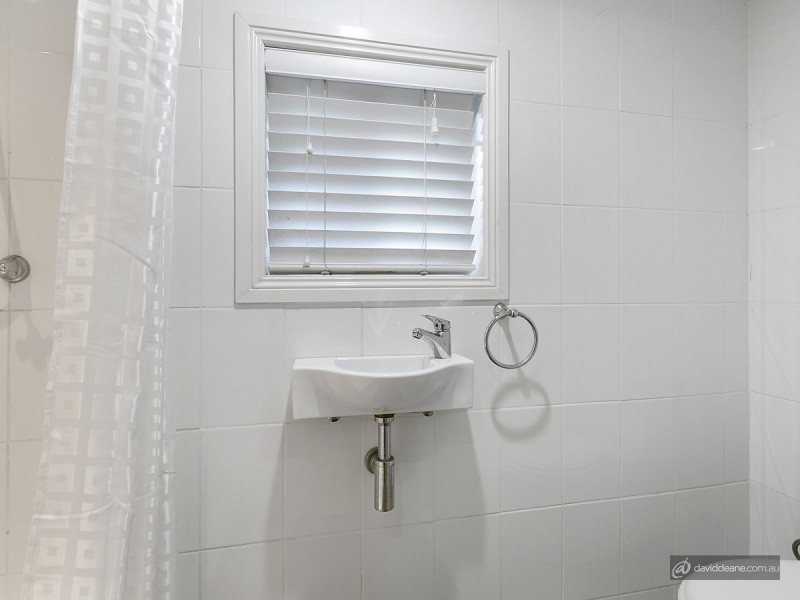 369 Leitchs Road, Strathpine QLD 4500