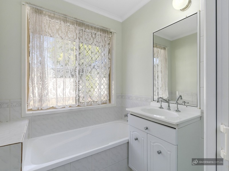 4 Macgregor Court, Murrumba Downs QLD 4503
