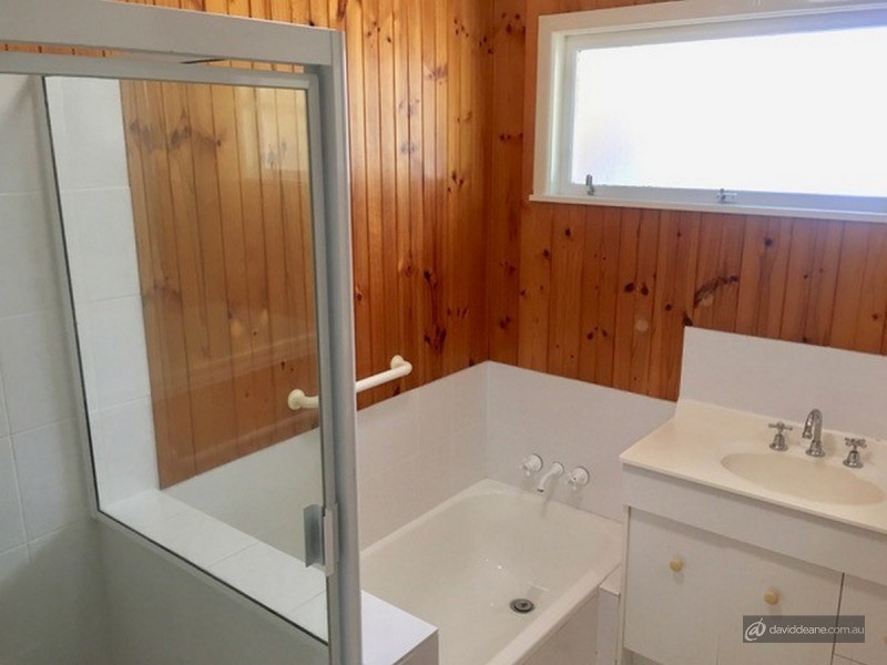 11 Ancona Street, Strathpine QLD 4500