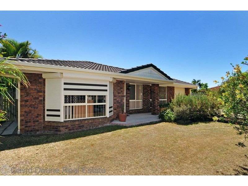 11 BLACKBUTT STREET, Warner QLD 4500