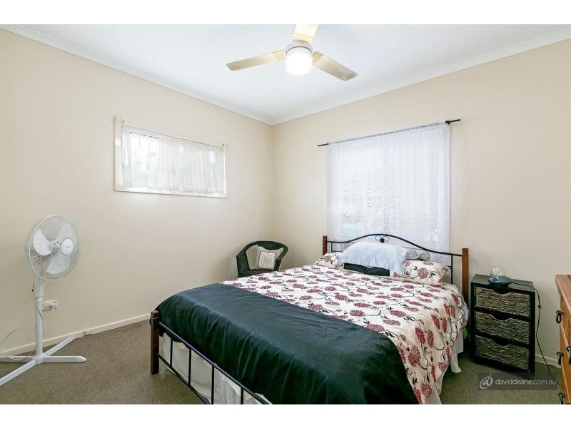 18 Hedge Street, Strathpine QLD 4500