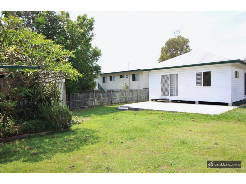 18 Hedge Street, Strathpine QLD 4500