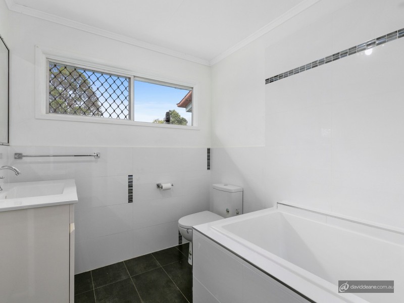 10 Rose Street, Lawnton QLD 4501