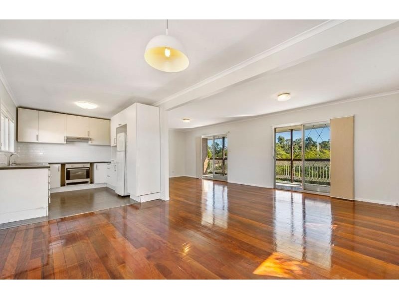 1 Buckingham Street East, Strathpine QLD 4500