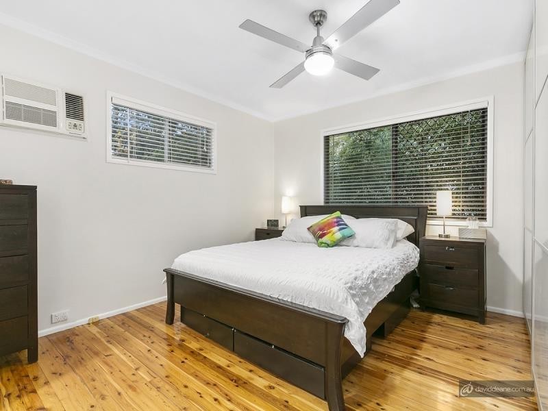 18 Leis Road West, Kallangur QLD 4503