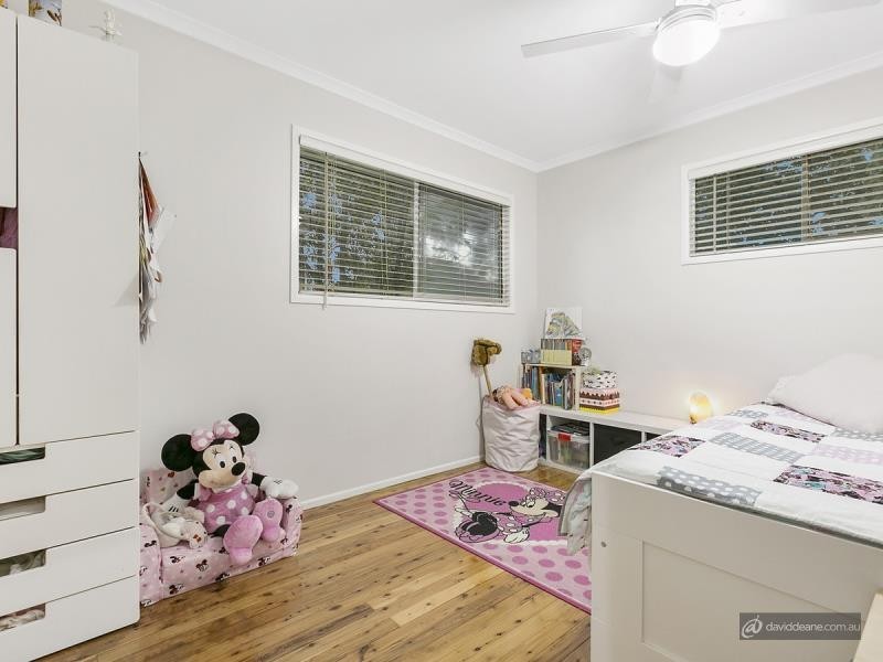 18 Leis Road West, Kallangur QLD 4503