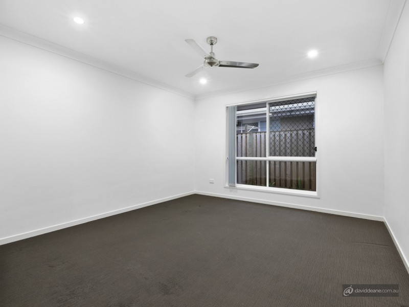 43 Hughes Road East, Dakabin QLD 4503