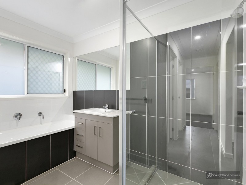 43 Hughes Road East, Dakabin QLD 4503