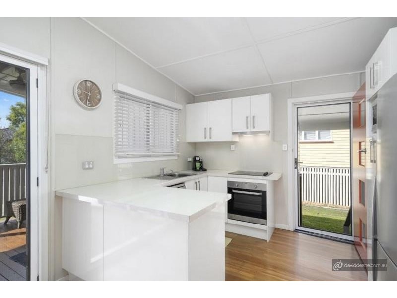 8 Casula Street, Arana Hills QLD 4054