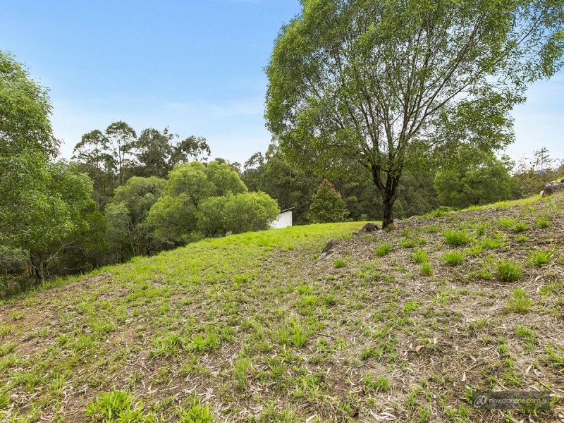 9 Sundown Court, Cashmere QLD 4500